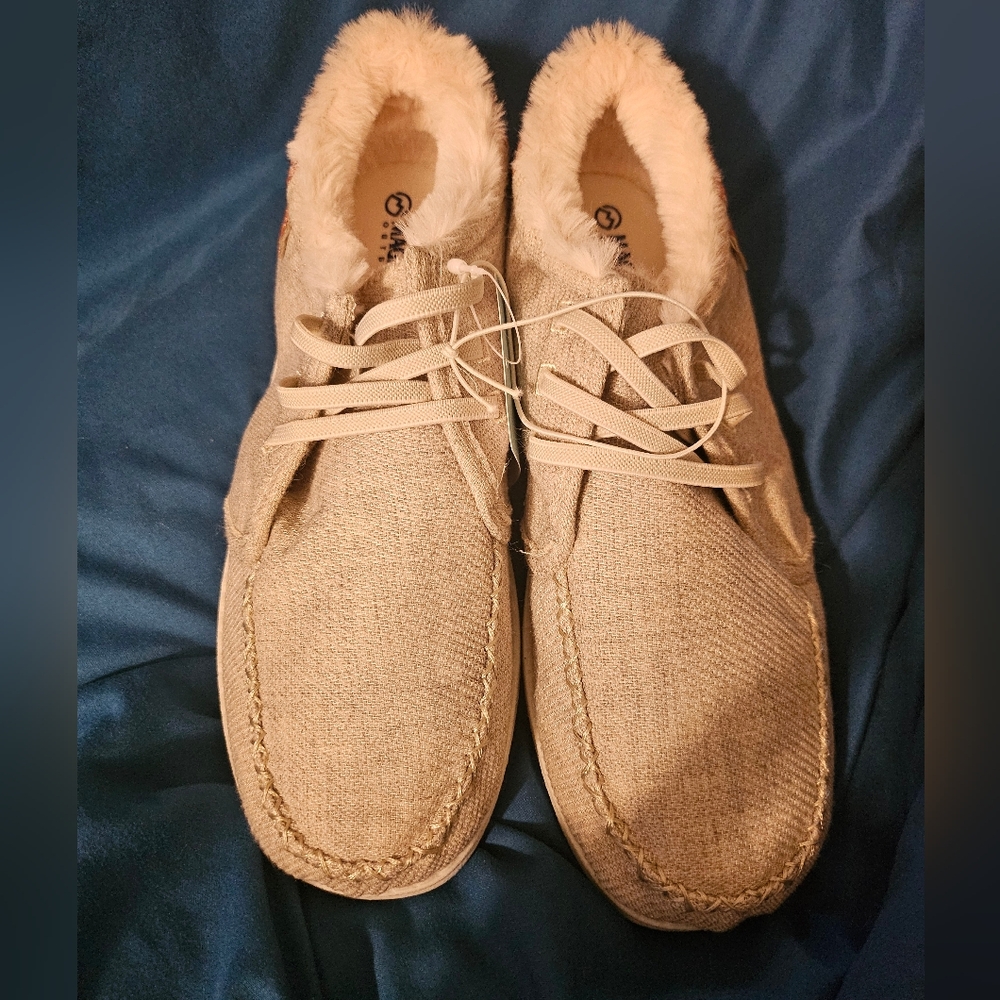 Magellan Outdoors Aztec Moccasin Slippers NWT Size Women's 9